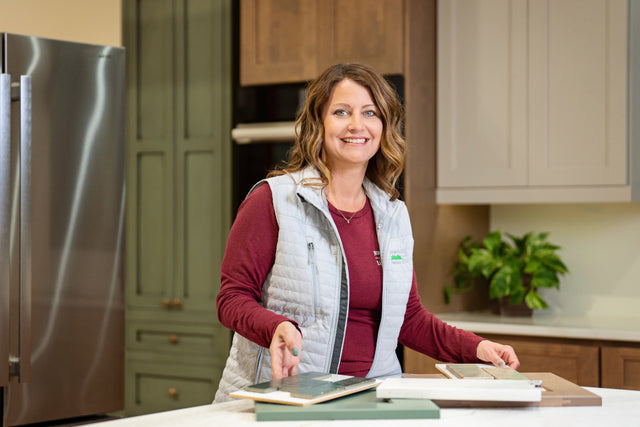 amy berg in showroom